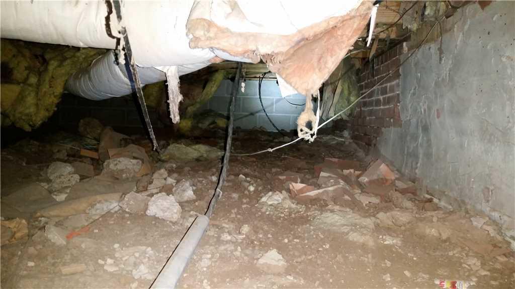 Not very insulated crawlspace, exposed soil